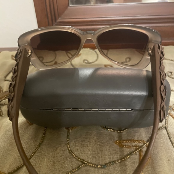 Sunglasses - Picture 6 of 7